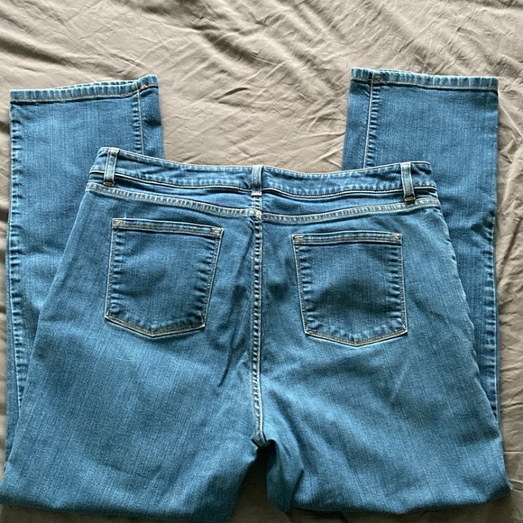 LL bean straight leg jeans - Picture 6 of 12